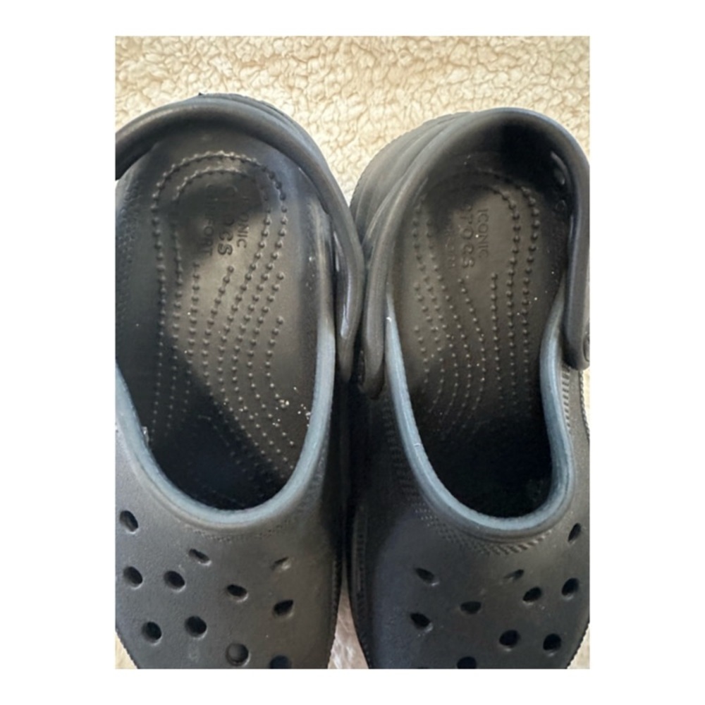 Crocs Cutie Crush BLACK
Children's Kid's Boys Girls Size J 2 - Picture 5 of 6